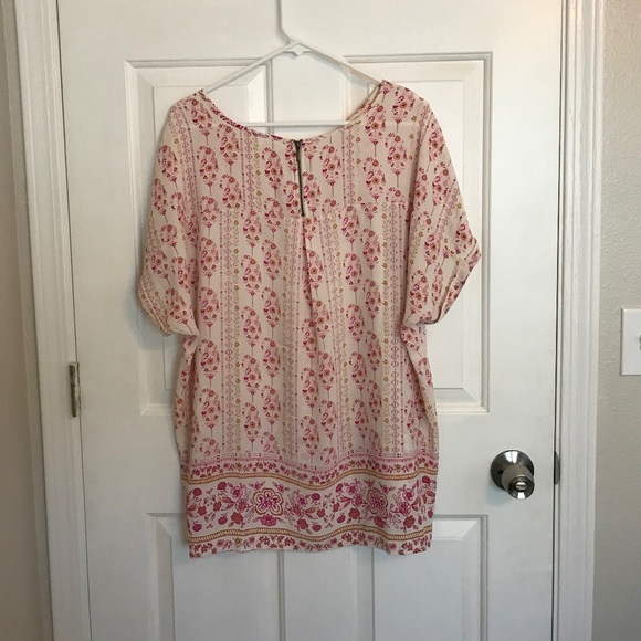 Maurices Chiffon Scoop Neck Cap Sleeve Floral Top Size XXL Pink Gold - Picture 2 of 6